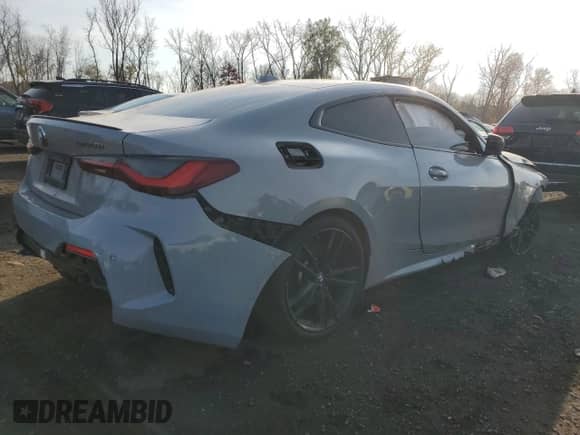 2024 BMW 4 Series M440i xDrive с VIN WBA13AR04RCP07485, выставлен на аукционе Copart как лот 77021454 с пробегом Не указан миль и На запчасти • Non repairable. История ставок и продаж доступна на DreamBid. Изображение 3.