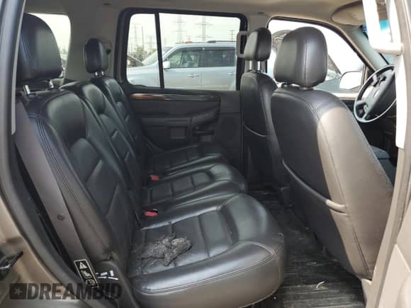 2002 Ford Explorer Limited с VIN 1FMDU75W72ZC94714, выставлен на аукционе Copart как лот 65462785 с пробегом Не указан миль и Списание • Salvage title. История ставок и продаж доступна на DreamBid. Изображение 10.