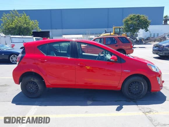 2015 Toyota Prius One z VIN JTDKDTB3XF1114578, wystawiony jako IAAI lot #42831122 z przebiegiem 52 053 mil mil oraz . Historia ofert i sprzedaży dostępna na DreamBid. Obrazek 14.