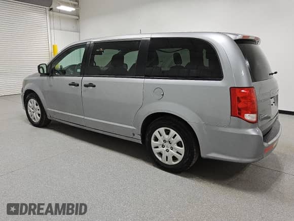 2020 Dodge Grand Caravan SE with VIN 2C4RDGBG4LR227684, listed as a Copart auction lot 85600855 with 379,282 mi miles and Clean title. Bid and sale history available at DreamBid. Image 2.