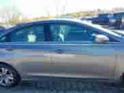 2013 Hyundai Sonata GLS with VIN 5NPEB4AC9DH807285, listed as a IAAI auction lot 43434603 with 138,364 mi miles and . Bid and sale history available at DreamBid. Image 14.