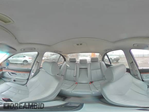 2000 BMW 5 Series 528i с VIN WBADM6341YGU26450, выставлен на аукционе Copart как лот 55831915 с пробегом 136 499 миль миль и Списание • Salvage title. История ставок и продаж доступна на DreamBid. Изображение 14.