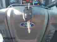 2012 Ford F-150 XL z VIN 1FTFW1EF9CFB26662, wystawiony jako IAAI lot #43477531 z przebiegiem 186 497 mil mil oraz . Historia ofert i sprzedaży dostępna na DreamBid. Obrazek 11.