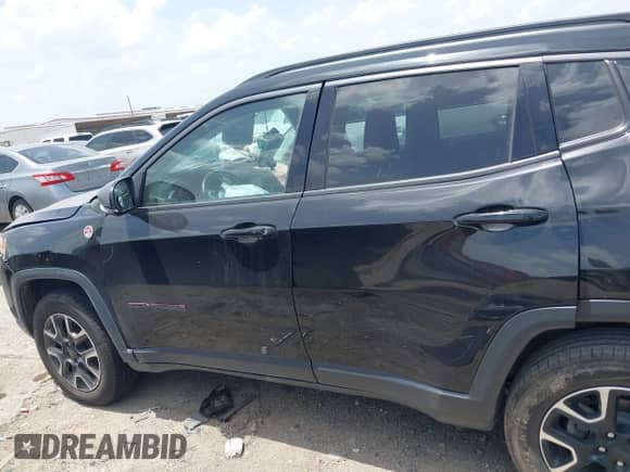 2020 Jeep Compass Trailhawk с VIN 3C4NJDDB9LT163582, выставлен на аукционе IAAI как лот 42660530 с пробегом 123 884 миль миль и . История ставок и продаж доступна на DreamBid. Изображение 13.