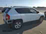 2011 Jeep Compass Latitude z VIN 1J4NT1FB4BD253162, wystawiony jako Copart lot #71593615 z przebiegiem 37 766 mil mil oraz Szkoda całkowita • Salvage title. Historia ofert i sprzedaży dostępna na DreamBid. Obrazek 3.