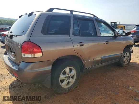 2005 Hyundai Santa Fe GLS с VIN KM8SC73E95U984924, выставлен на аукционе Copart как лот 61725715 с пробегом 194 455 миль миль и Чистый • Clean title. История ставок и продаж доступна на DreamBid. Изображение 3.