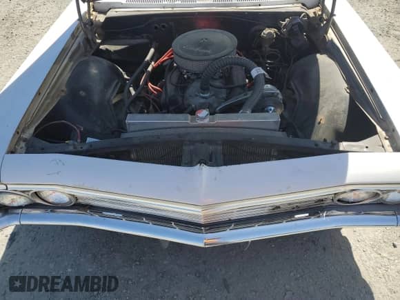 1966 Chevrolet Impala с VIN 164376C140839, выставлен на аукционе Copart как лот 55460165 с пробегом 9 061 миль миль и Списание • Salvage title. История ставок и продаж доступна на DreamBid. Изображение 11.