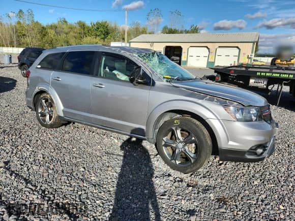 2016 Dodge Journey Crossroad Plus with VIN 3C4PDCGB8GT107368, listed as a Copart auction lot 82225485 with Not provided miles and Salvage title. Bid and sale history available at DreamBid. Image 4.