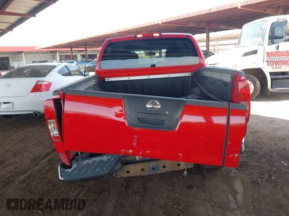 2008 Nissan Frontier SE with VIN 1N6AD07UX8C404996, listed as a IAAI auction lot 43005440 with 242,512 mi miles and . Bid and sale history available at DreamBid. Image 16.