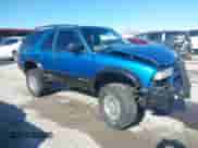 2000 Chevrolet Blazer LS с VIN 1GNCT18W1YK188988, выставлен на аукционе IAAI как лот 41454106 с пробегом Не указан миль и . История ставок и продаж доступна на DreamBid. Изображение 1.