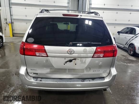 2005 Toyota Sienna LE with VIN 5TDBA23C55S042501, listed as a Copart auction lot 71744035 with 159,499 mi miles and Salvage title. Bid and sale history available at DreamBid. Image 6.