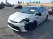 2015 Toyota Prius Four z VIN JTDKN3DU2F1932096, wystawiony jako IAAI lot #41588877 z przebiegiem 203 444 mil mil oraz . Historia ofert i sprzedaży dostępna na DreamBid. Obrazek 17.