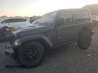 2022 Jeep Wrangler Willys z VIN 1C4GJXAN6NW197064, wystawiony jako Copart lot #88683125 z przebiegiem 28 414 mil mil oraz Czysty tytuł • Clean title. Historia ofert i sprzedaży dostępna na DreamBid. Obrazek 1.