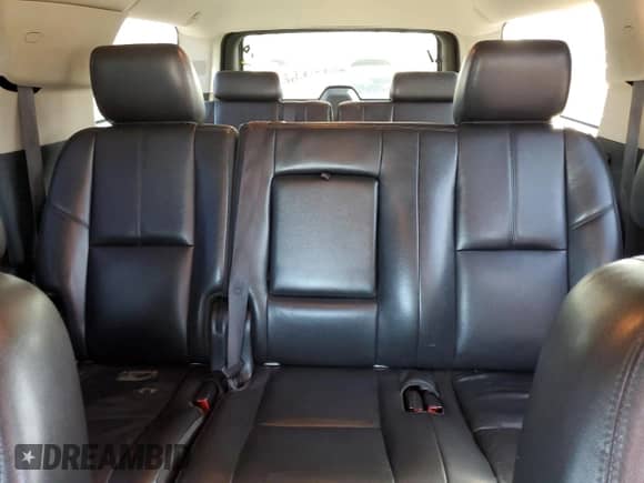 2012 Chevrolet Suburban LT with VIN 1GNSCJE04CR315325, listed as a Copart auction lot 81784645 with 226,936 mi miles and Salvage title. Bid and sale history available at DreamBid. Image 10.