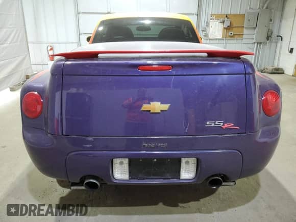 2004 Chevrolet SSR LS with VIN 1GCES14P84B103402, listed as a Copart auction lot 58600445 with 92,037 mi miles and Salvage title. Bid and sale history available at DreamBid. Image 6.