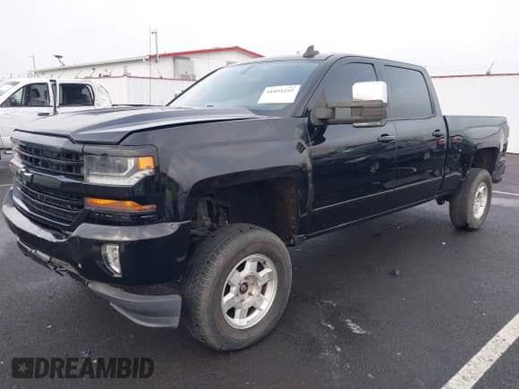 2017 Chevrolet Silverado 1500 LT с VIN 1GCUKREC1HF117744, выставлен на аукционе IAAI как лот 41091255 с пробегом 61 984 миль миль и . История ставок и продаж доступна на DreamBid. Изображение 2.