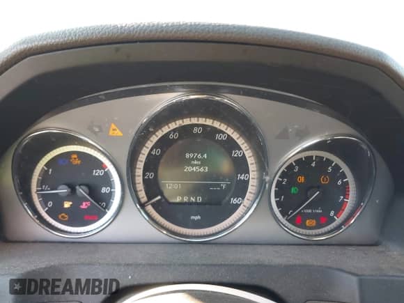 2011 Mercedes-Benz C 300 Sport z VIN WDDGF5EB9BR151590, wystawiony jako IAAI lot #43416188 z przebiegiem 204 563 mil mil oraz . Historia ofert i sprzedaży dostępna na DreamBid. Obrazek 7.