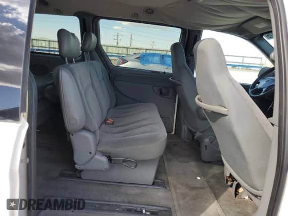 2004 Dodge Caravan SE with VIN 1D4GP24R74B577782, listed as a Copart auction lot 56066775 with 116,977 mi miles and Salvage title. Bid and sale history available at DreamBid. Image 11.