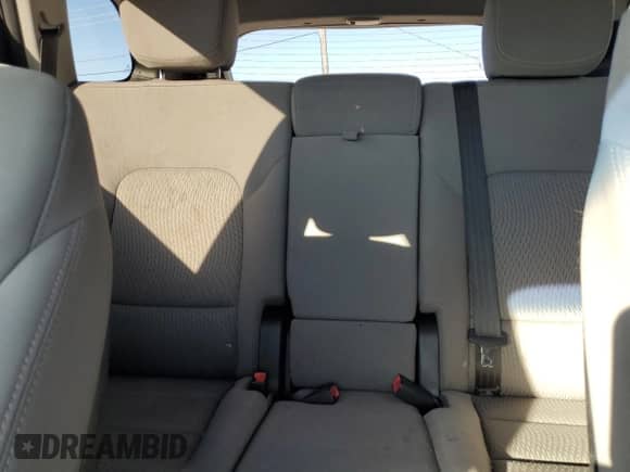 2017 Hyundai Santa Fe SE with VIN KM8SMDHF8HU184357, listed as a Copart auction lot 85887895 with 173,218 mi miles and Clean title. Bid and sale history available at DreamBid. Image 10.