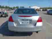 2007 Honda Accord LX с VIN 1HGCM56487A218041, выставлен на аукционе IAAI как лот 43173482 с пробегом Не указан миль и . История ставок и продаж доступна на DreamBid. Изображение 17.