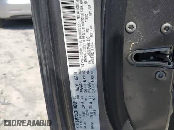 2010 Dodge 1500 Laramie z VIN 1D7RV1CT2AS211331, wystawiony jako Copart lot #71680265 z przebiegiem Nie podano mil oraz Szkoda całkowita • Salvage title. Historia ofert i sprzedaży dostępna na DreamBid. Obrazek 12.