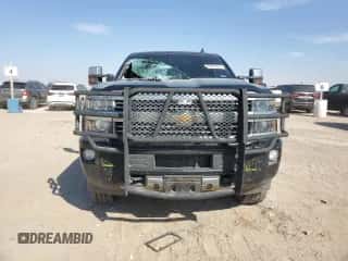 2016 Chevrolet Silverado 3500HD High Country с VIN 1GC4K1E86GF288937, выставлен на аукционе Copart как лот 75991014 с пробегом 135 696 миль миль и Списание • Salvage title. История ставок и продаж доступна на DreamBid. Изображение 5.