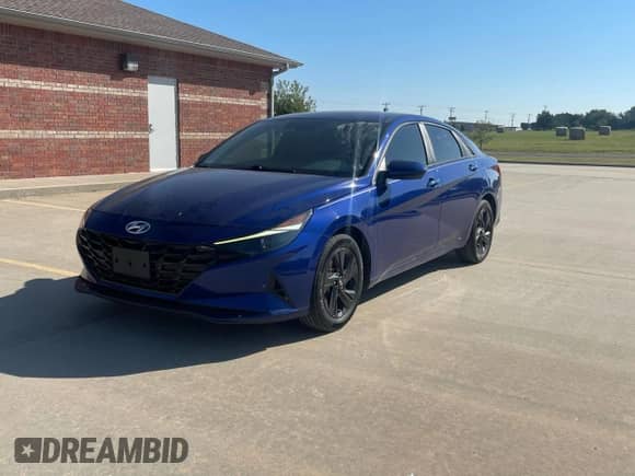 2022 Hyundai Elantra SEL z VIN 5NPLM4AG2NH080089, wystawiony jako Copart lot #84573585 z przebiegiem 66 914 mil mil oraz Czysty tytuł • Clean title. Historia ofert i sprzedaży dostępna na DreamBid. Obrazek 2.