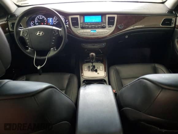 2010 Hyundai Genesis с VIN KMHGC4DE2AU074853, выставлен на аукционе Copart как лот 62581965 с пробегом 97 480 миль миль и Списание • Salvage title. История ставок и продаж доступна на DreamBid. Изображение 8.