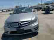 2012 Mercedes-Benz C 350 z VIN WDDGJ5HB7CF734009, wystawiony jako Copart lot #69468425 z przebiegiem 101 193 mil mil oraz Szkoda całkowita • Salvage title. Historia ofert i sprzedaży dostępna na DreamBid. Obrazek 13.