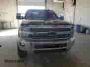 2015 Chevrolet Silverado 2500HD LTZ z VIN 1GC1KWE88FF631410, wystawiony jako Copart lot #65878395 z przebiegiem 118 963 mil mil oraz Szkoda całkowita • Salvage title. Historia ofert i sprzedaży dostępna na DreamBid. Obrazek 5.