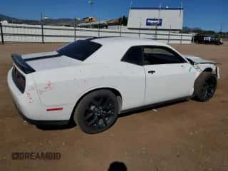2019 Dodge Challenger R/T with VIN 2C3CDZBT4KH651891, listed as a Copart auction lot 71717775 with 88,405 mi miles and Salvage title. Bid and sale history available at DreamBid. Image 3.