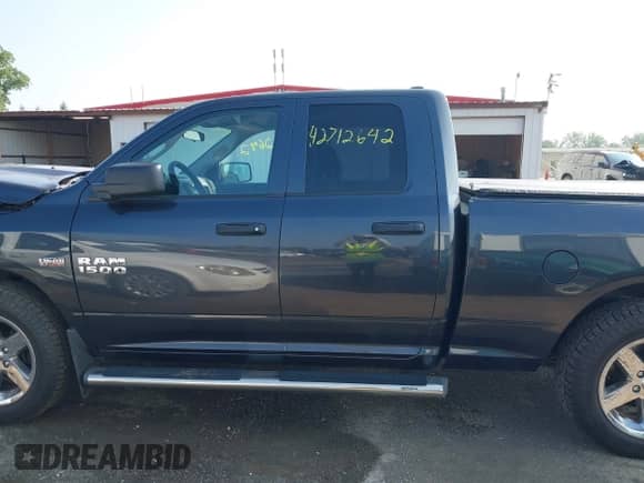 2018 Ram 1500 Tradesman с VIN 1C6RR7FT8JS198590, выставлен на аукционе IAAI как лот 42712642 с пробегом 75 284 миль миль и . История ставок и продаж доступна на DreamBid. Изображение 15.
