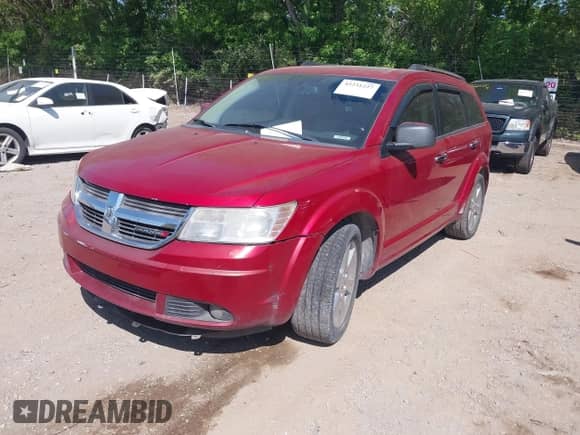 2009 Dodge Journey R/T z VIN 3D4GG67V79T567369, wystawiony jako IAAI lot #42231227 z przebiegiem 196 073 mil mil oraz . Historia ofert i sprzedaży dostępna na DreamBid. Obrazek 2.