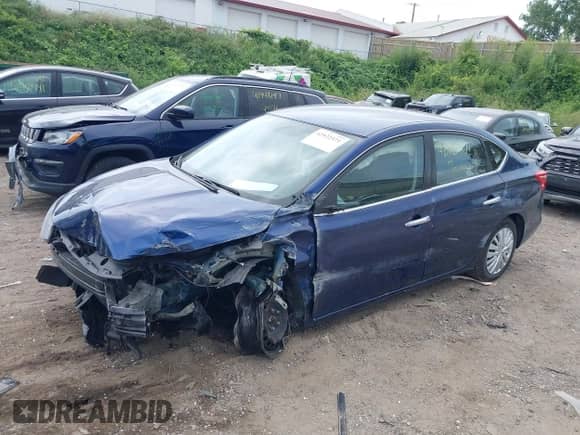 2019 Nissan Sentra SV z VIN 3N1AB7AP1KY355659, wystawiony jako IAAI lot #42922371 z przebiegiem 115 411 mil mil oraz . Historia ofert i sprzedaży dostępna na DreamBid. Obrazek 18.