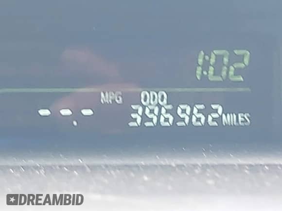 2014 Toyota Prius Three z VIN JTDZN3EU8E3316399, wystawiony jako IAAI lot #43411289 z przebiegiem 396 962 mil mil oraz . Historia ofert i sprzedaży dostępna na DreamBid. Obrazek 16.