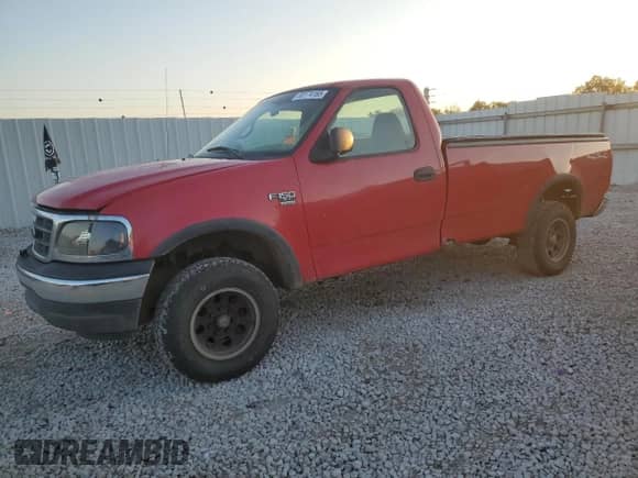 2001 Ford F-150 XL с VIN 2FTPF18L61CA10592, выставлен на аукционе Copart как лот 80174165 с пробегом Не указан миль и Списание • Salvage title. История ставок и продаж доступна на DreamBid. Изображение 1.