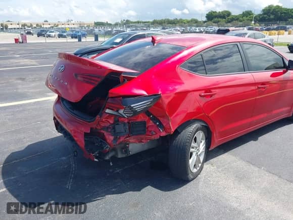 2020 Hyundai Elantra SEL z VIN 5NPD84LFXLH553098, wystawiony jako IAAI lot #42955277 z przebiegiem 57 755 mil mil oraz . Historia ofert i sprzedaży dostępna na DreamBid. Obrazek 6.