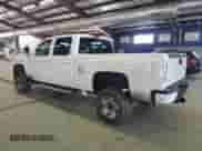 2011 Chevrolet Silverado 2500HD LTZ z VIN 1GC1KYC89BF260220, wystawiony jako Copart lot #57299895 z przebiegiem 223 957 mil mil oraz Czysty tytuł • Clean title. Historia ofert i sprzedaży dostępna na DreamBid. Obrazek 2.