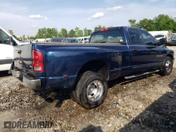 2005 Dodge 3500 SLT with VIN 3D7MR48CX5G835335, listed as a Copart auction lot 54537105 with 298,331 mi miles and Salvage title. Bid and sale history available at DreamBid. Image 3.