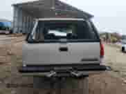 1998 Chevrolet Suburban with VIN 3GNEC16R0WG132048, listed as a Copart auction lot 83964894 with 176,524 mi miles and Non repairable. Bid and sale history available at DreamBid. Image 6.