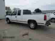 1997 GMC Sierra 1500 z VIN 2GTEC19R4V1531248, wystawiony jako Copart lot #48928755 z przebiegiem 172 164 mil mil oraz Szkoda całkowita • Salvage title. Historia ofert i sprzedaży dostępna na DreamBid. Obrazek 2.