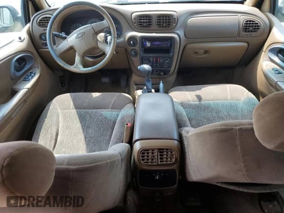 2002 Chevrolet TrailBlazer LS with VIN 1GNDT13S322185929, listed as a Copart auction lot 60020925 with 222,024 mi miles and Non repairable. Bid and sale history available at DreamBid. Image 8.