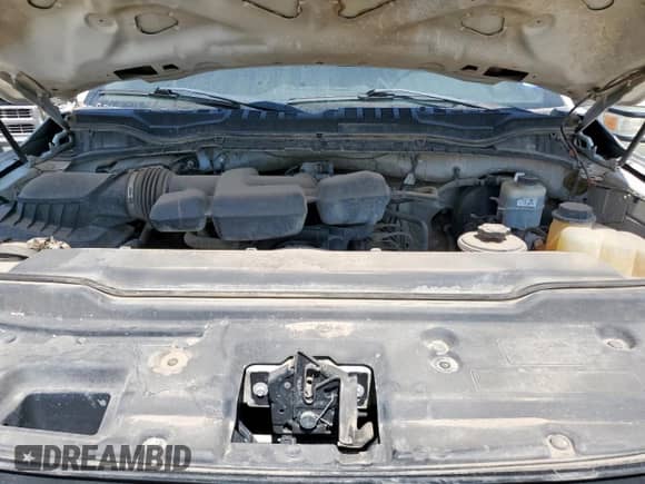 2018 Ford F-250 XL z VIN 1FT7W2A62JEC66863, wystawiony jako Copart lot #67570545 z przebiegiem 193 948 mil mil oraz Czysty tytuł • Clean title. Historia ofert i sprzedaży dostępna na DreamBid. Obrazek 11.