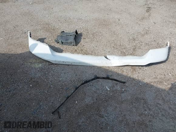 2015 Ram 1500 Laramie z VIN 1C6RR7NT2FS696390, wystawiony jako IAAI lot #43457374 z przebiegiem 216 876 mil mil oraz . Historia ofert i sprzedaży dostępna na DreamBid. Obrazek 11.