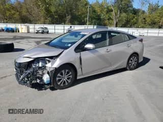2020 Toyota Prius Limited with VIN JTDKARFP0L3132516, listed as a Copart auction lot 82269875 with 22,855 mi miles and Salvage title. Bid and sale history available at DreamBid. Image 1.