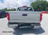 2021 Toyota Tundra SR5 z VIN 5TFDY5F17MX047532, wystawiony jako IAAI lot #42384142 z przebiegiem 79 318 mil mil oraz . Historia ofert i sprzedaży dostępna na DreamBid. Obrazek 16.