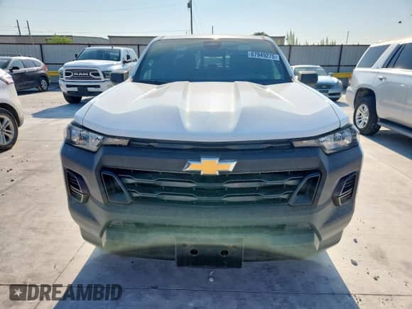 2024 Chevrolet Colorado 2WD Work Truck with VIN 1GCGSBEC9R1104582, listed as a Copart auction lot 67949275 with 5,647 mi miles and Salvage title. Bid and sale history available at DreamBid. Image 5.
