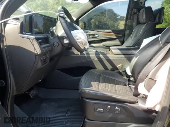 2023 Cadillac Escalade 4WD Sport Platinum z VIN 1GYS4GKL7PR537459, wystawiony jako Copart lot #71769395 z przebiegiem 38 087 mil mil oraz Szkoda całkowita • Salvage title. Historia ofert i sprzedaży dostępna na DreamBid. Obrazek 7.