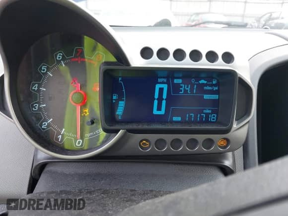 2012 Chevrolet Sonic LS с VIN 1G1JB5SH7C4212642, выставлен на аукционе IAAI как лот 42669165 с пробегом 171 718 миль миль и . История ставок и продаж доступна на DreamBid. Изображение 7.