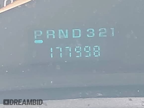 2007 Chevrolet Express Cargo z VIN 1GCFG15X271190003, wystawiony jako IAAI lot #42489542 z przebiegiem 177 998 mil mil oraz . Historia ofert i sprzedaży dostępna na DreamBid. Obrazek 16.